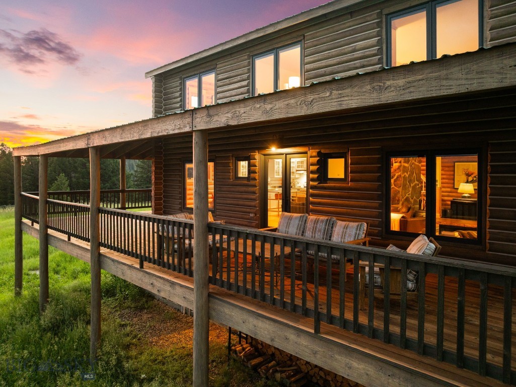 755 Coffee Creek Road