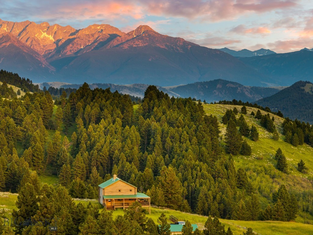 755 Coffee Creek Road