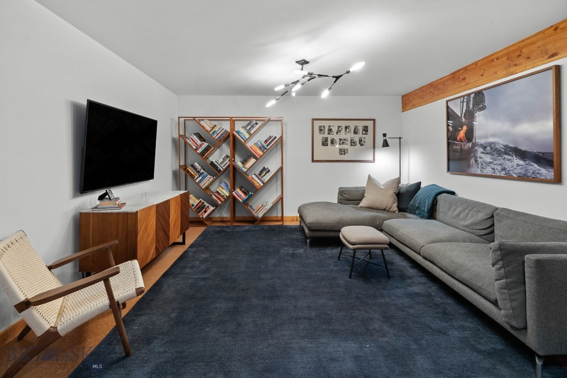 755 Coffee Creek Road