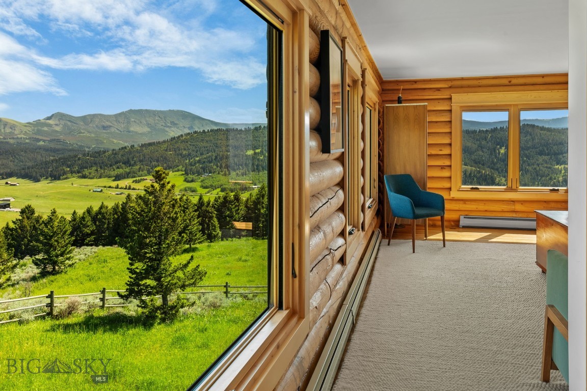 755 Coffee Creek Road