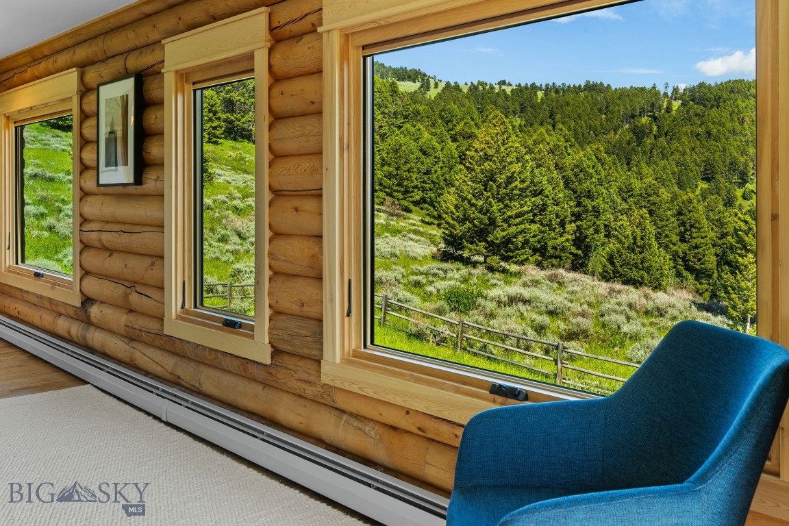 755 Coffee Creek Road