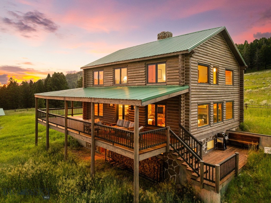 755 Coffee Creek Road