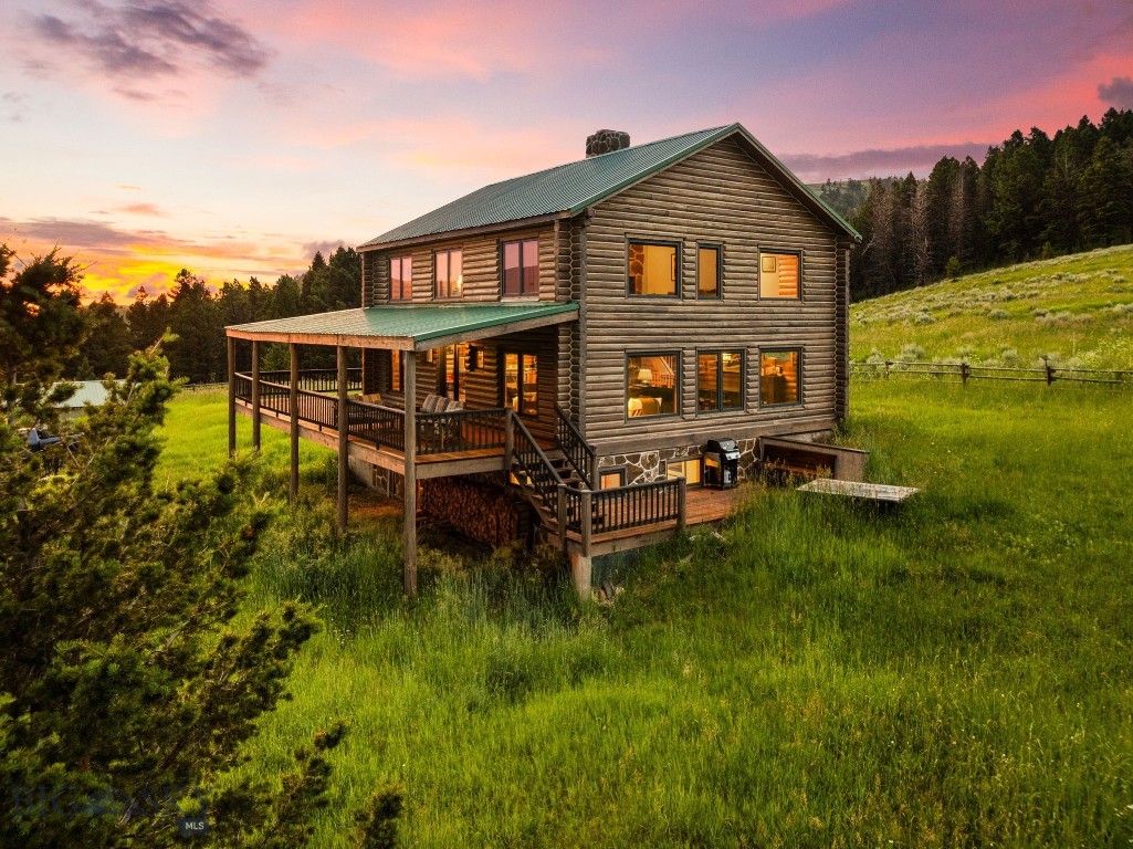 755 Coffee Creek Road