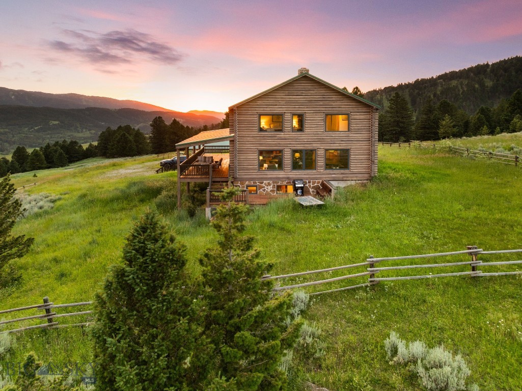 755 Coffee Creek Road