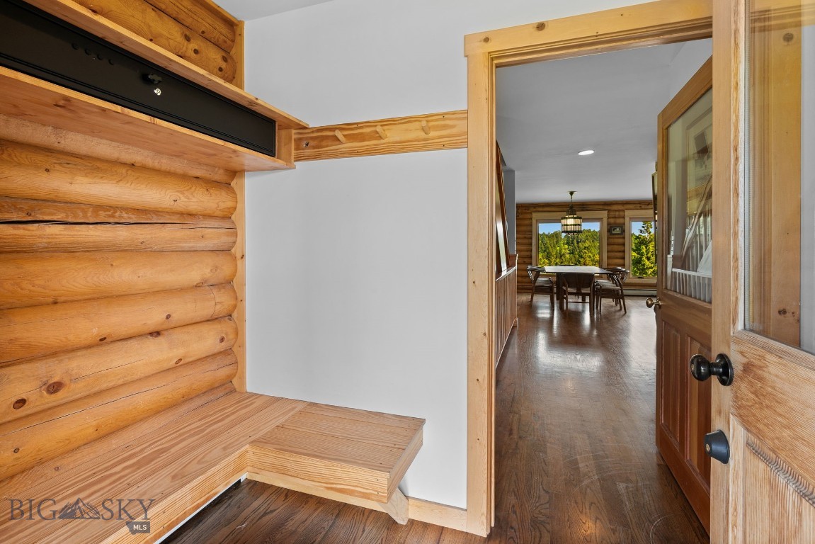 755 Coffee Creek Road