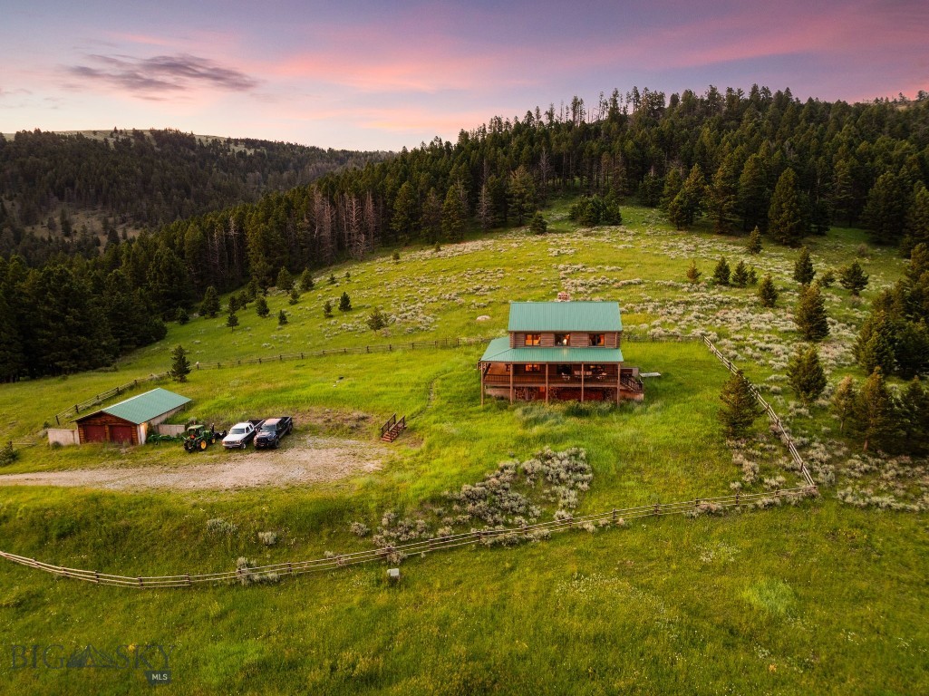 755 Coffee Creek Road