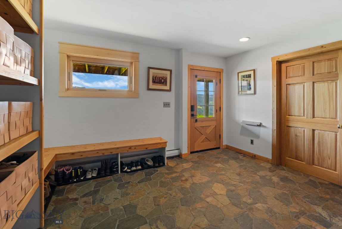 755 Coffee Creek Road