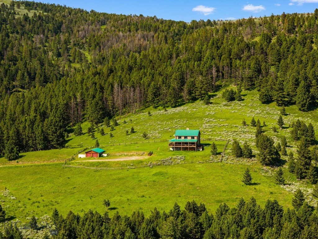 755 Coffee Creek Road