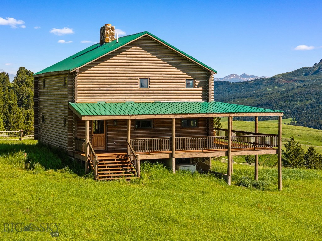 755 Coffee Creek Road