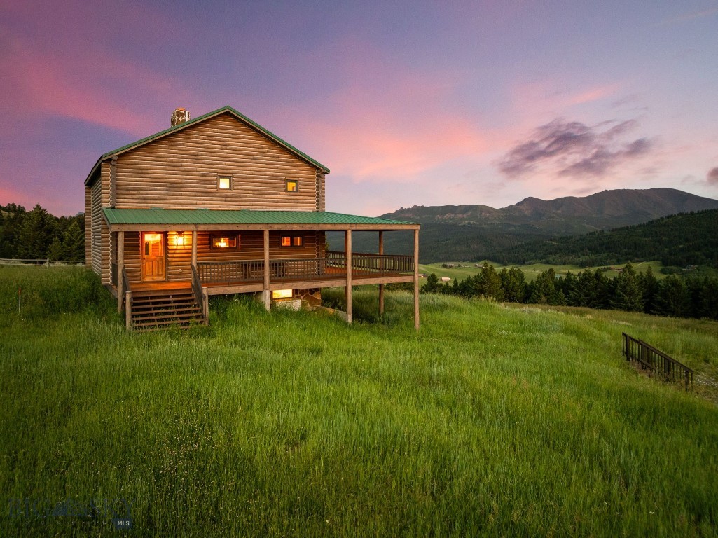 755 Coffee Creek Road
