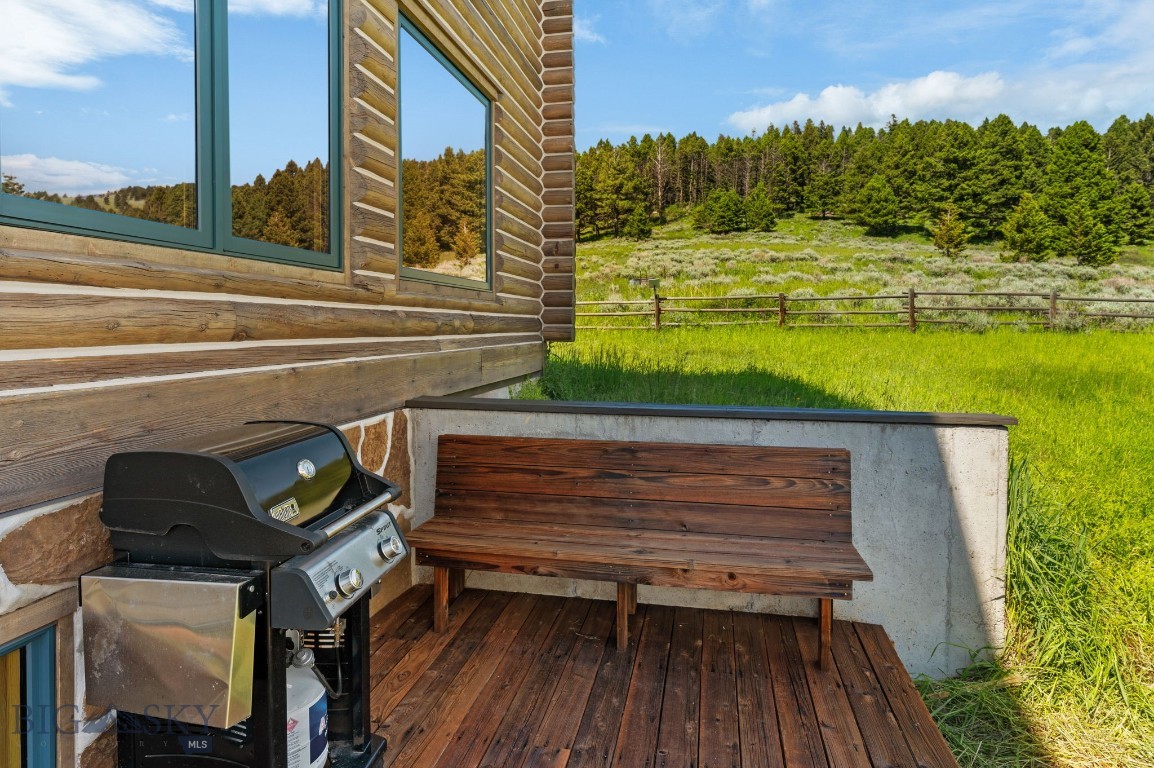 755 Coffee Creek Road