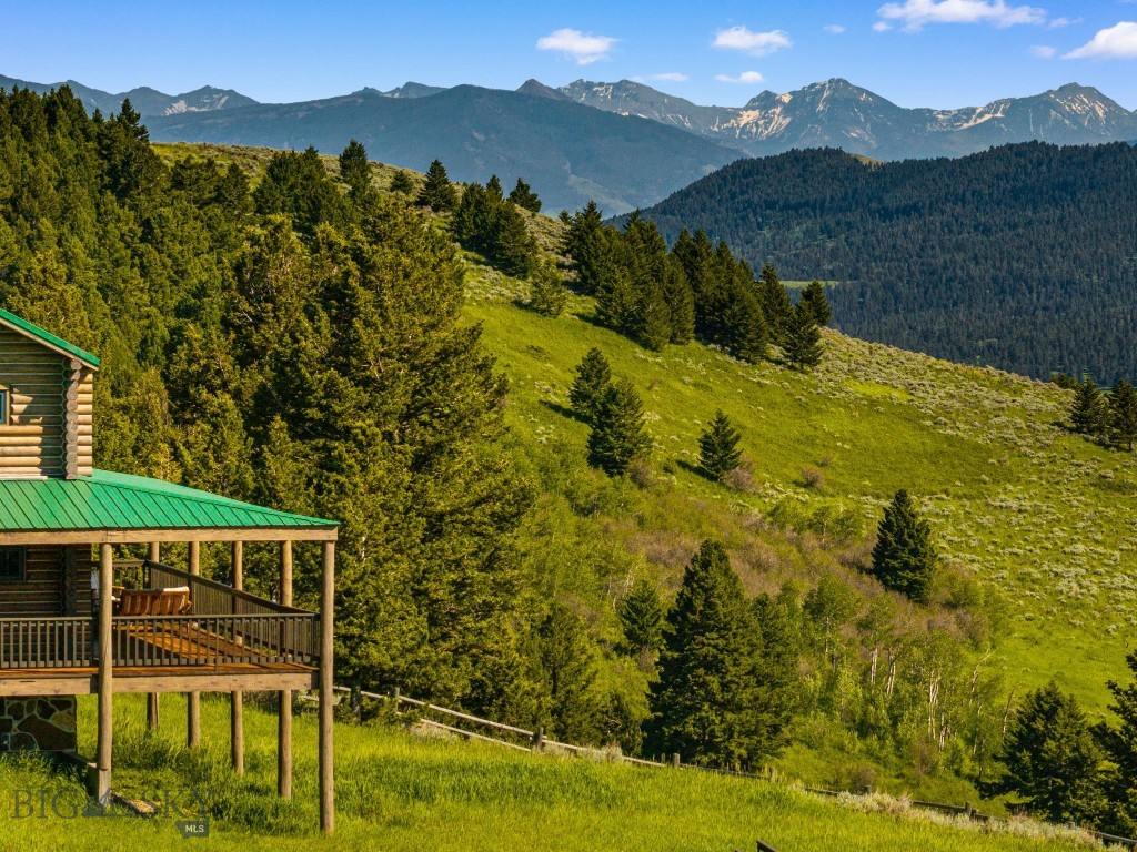 755 Coffee Creek Road