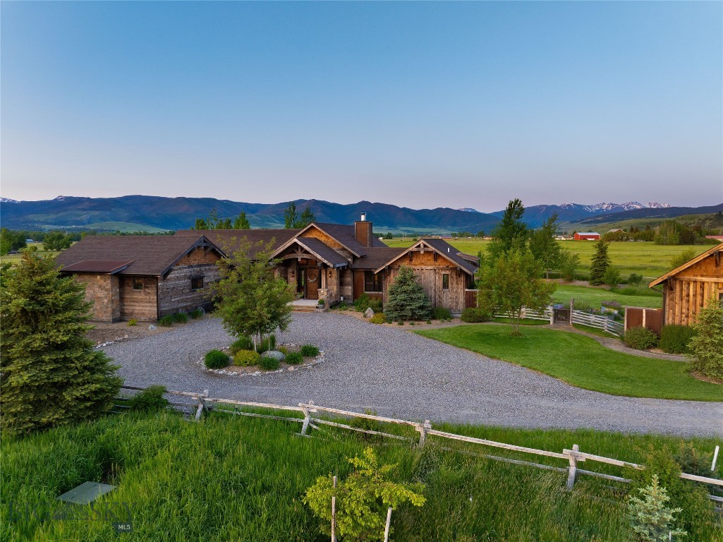 1400 Cottontail Road