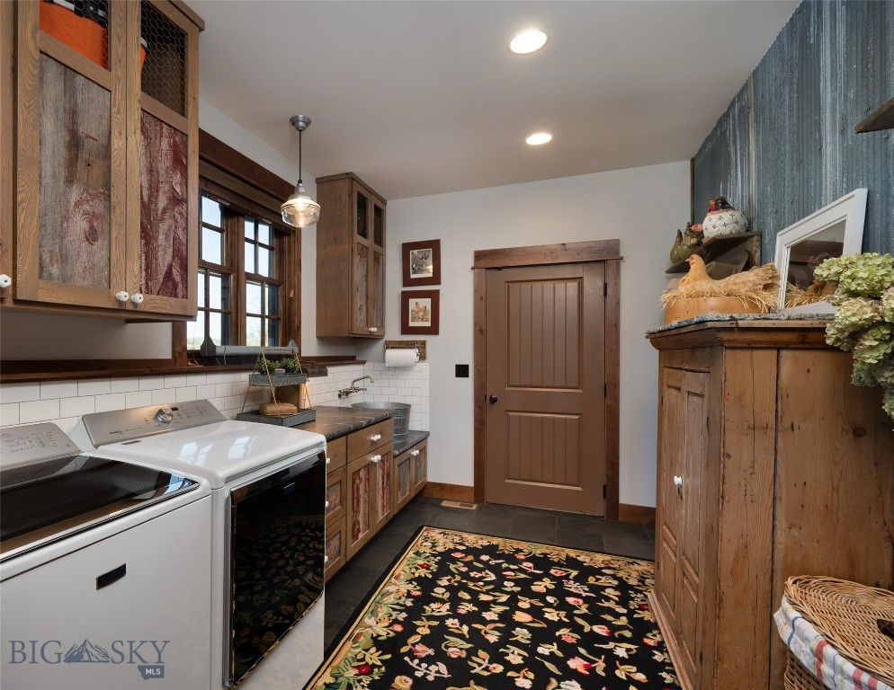 1400 Cottontail Road