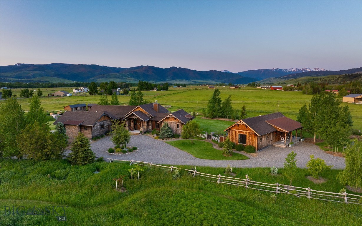 1400 Cottontail Road