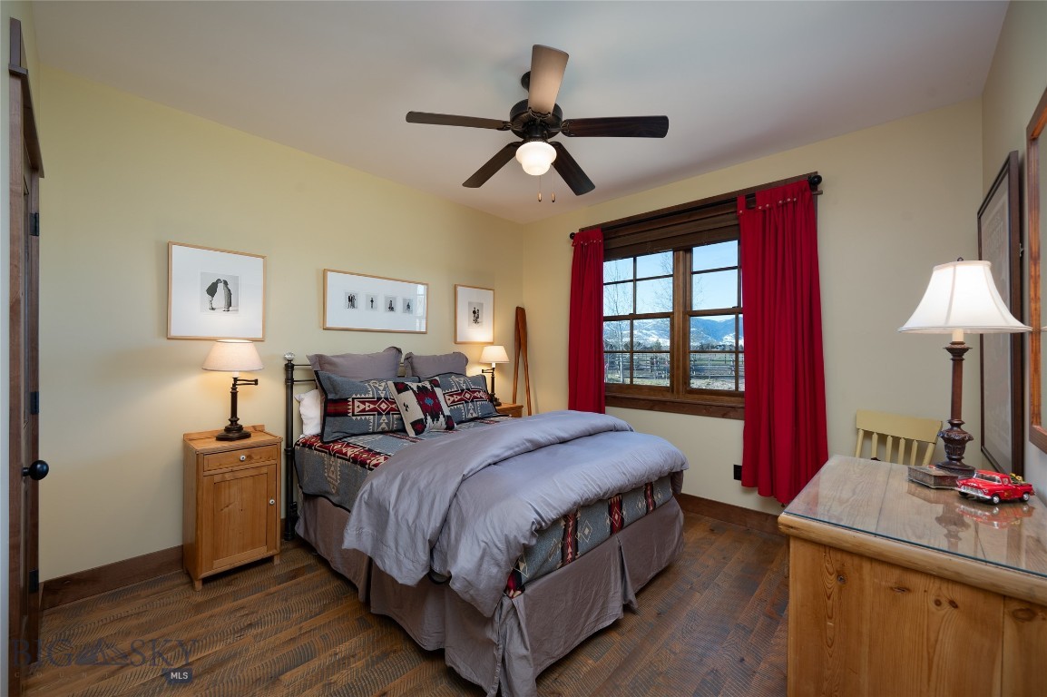 1400 Cottontail Road