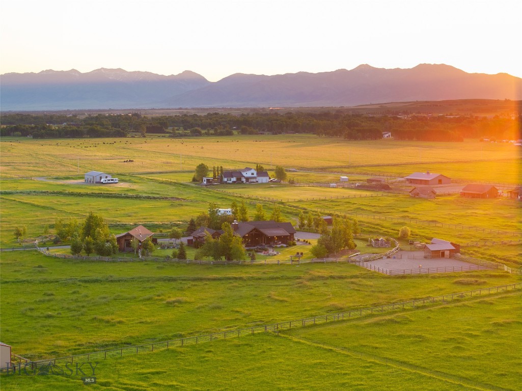 1400 Cottontail Road