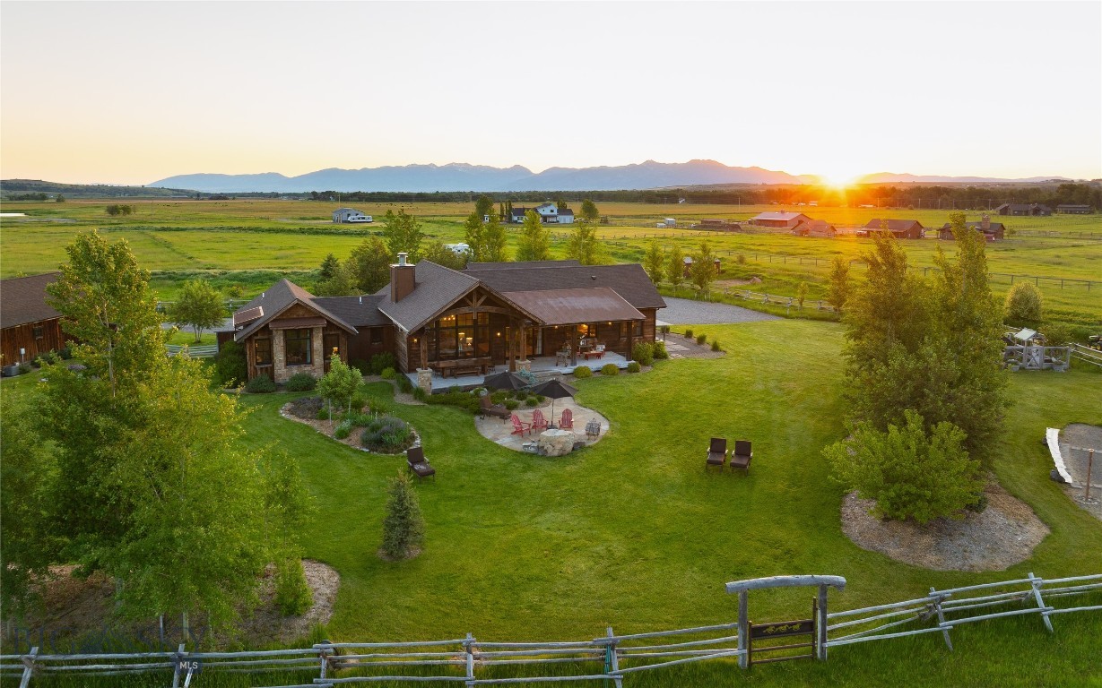 1400 Cottontail Road