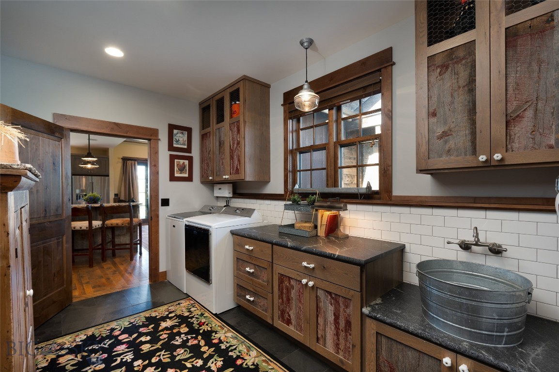 1400 Cottontail Road