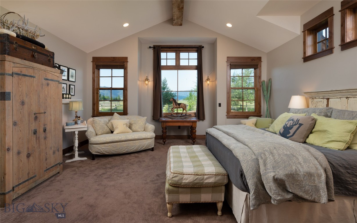 1400 Cottontail Road