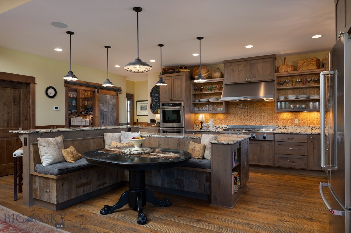 1400 Cottontail Road