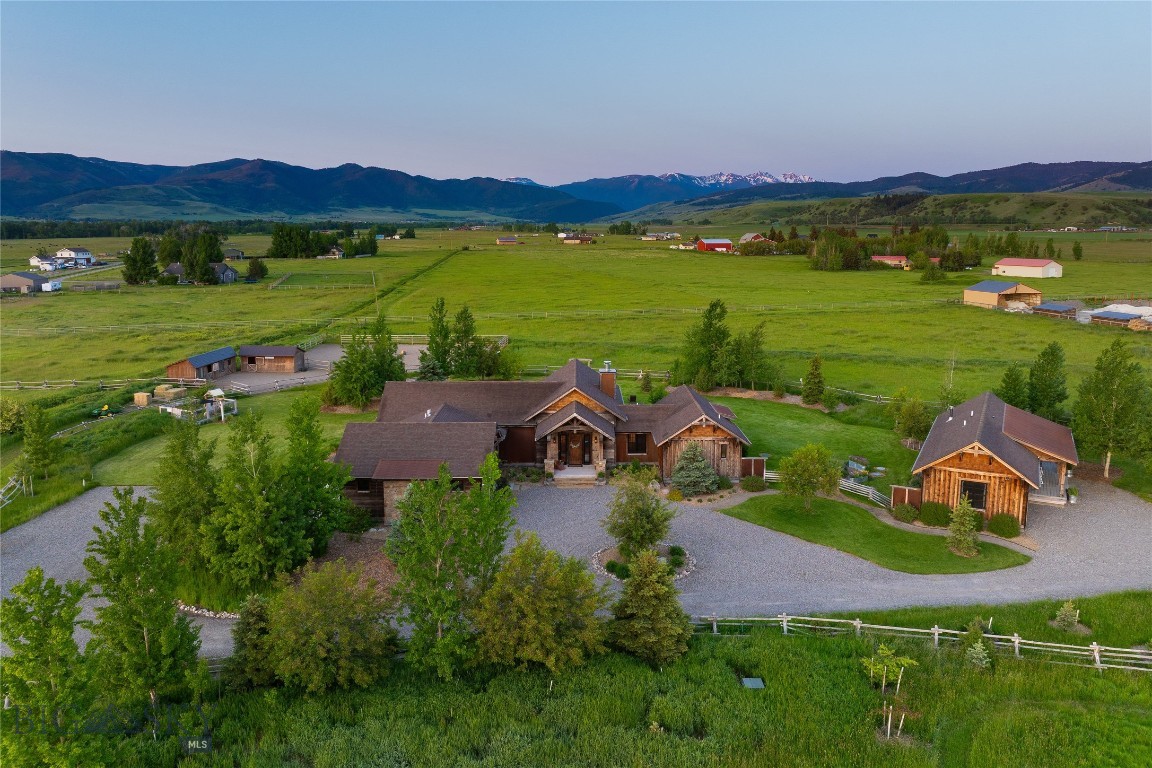 1400 Cottontail Road