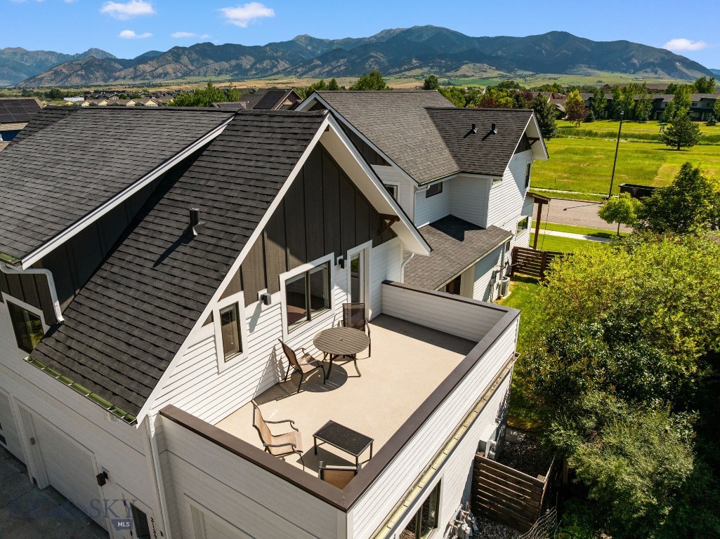 3139 Blackbird Drive