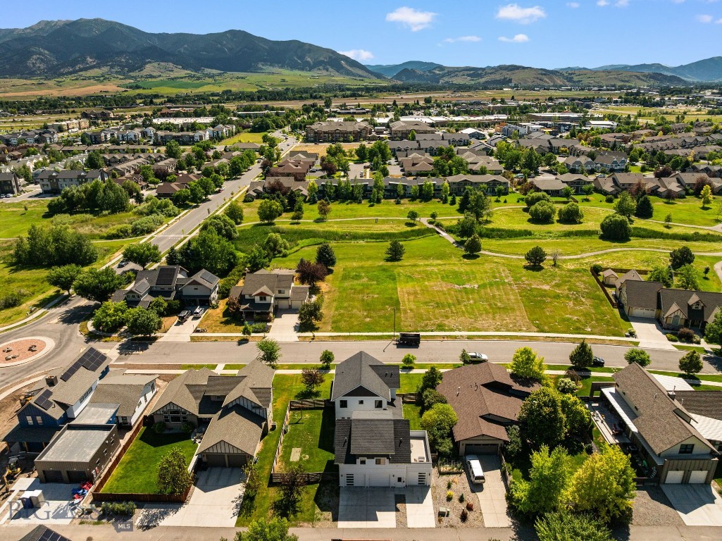 3139 Blackbird Drive