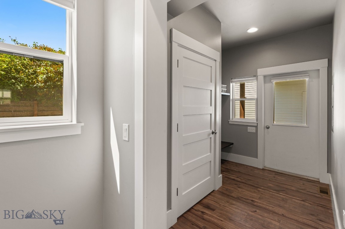 3139 Blackbird Drive