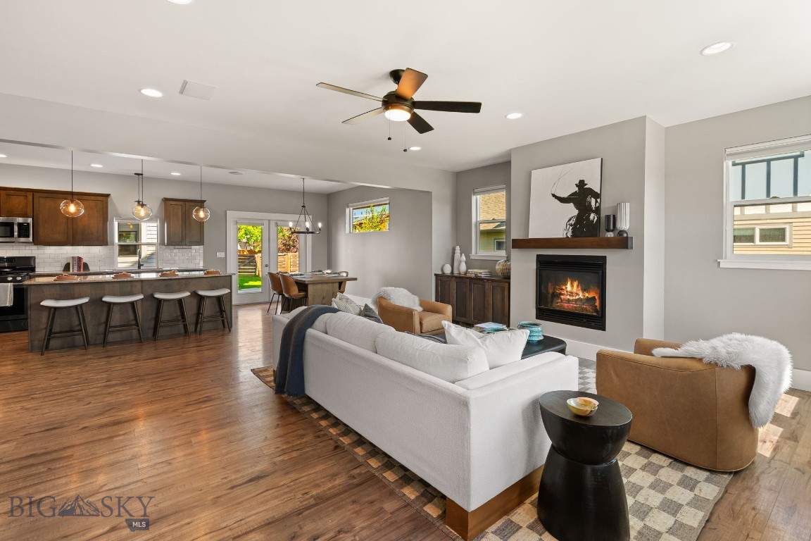 3139 Blackbird Drive