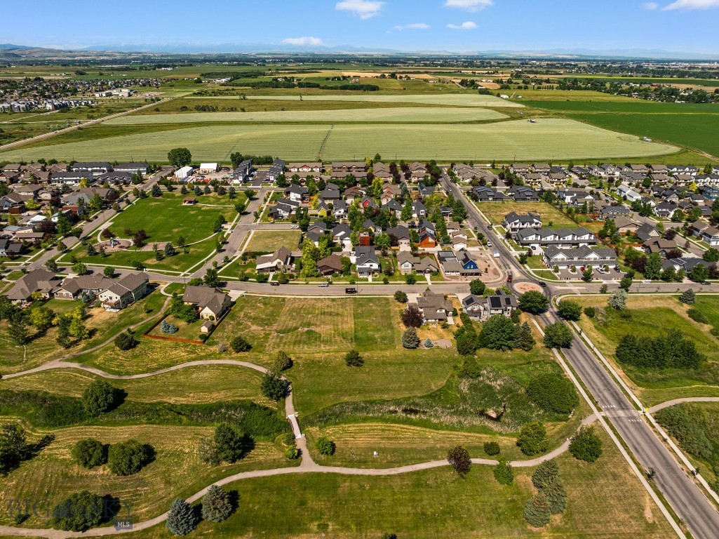 3139 Blackbird Drive