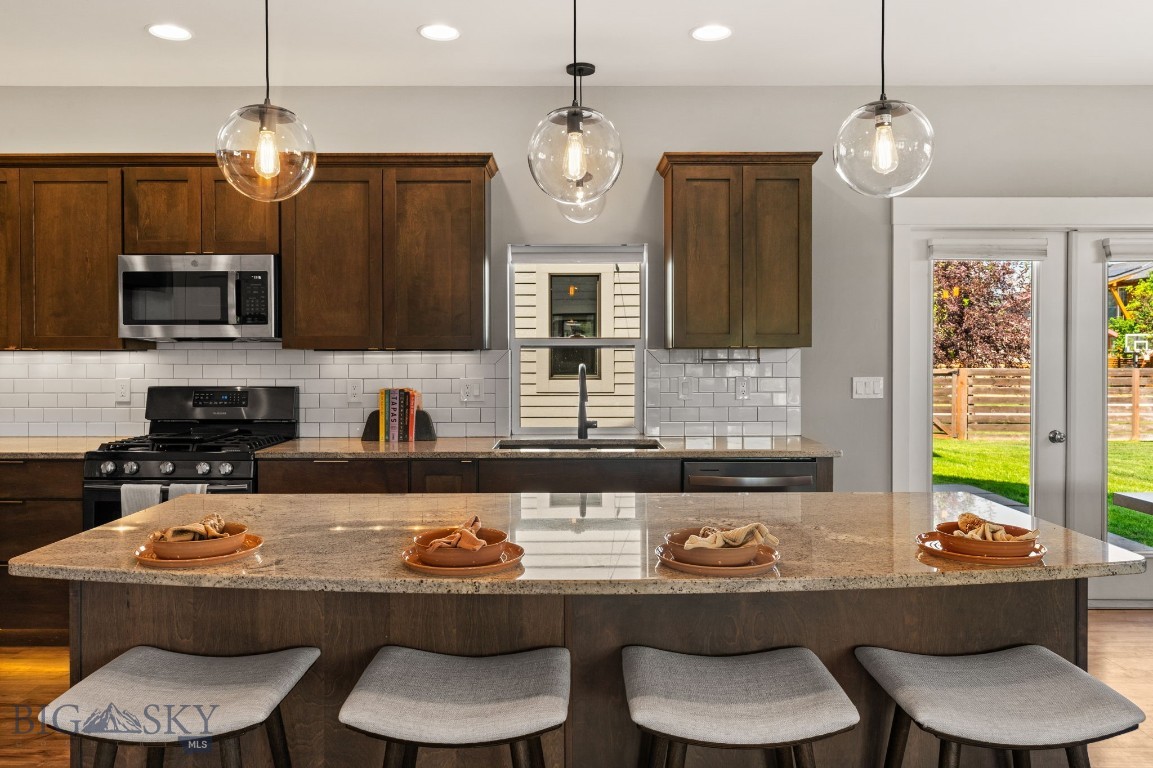 3139 Blackbird Drive