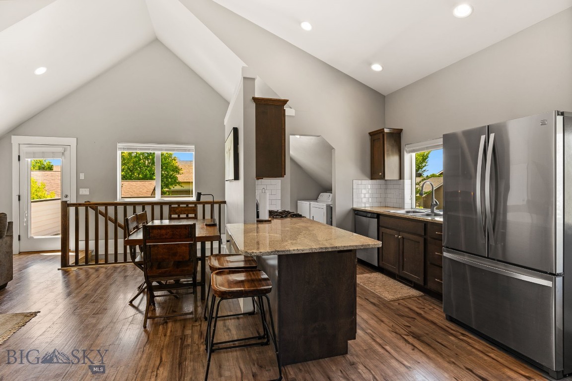 3139 Blackbird Drive