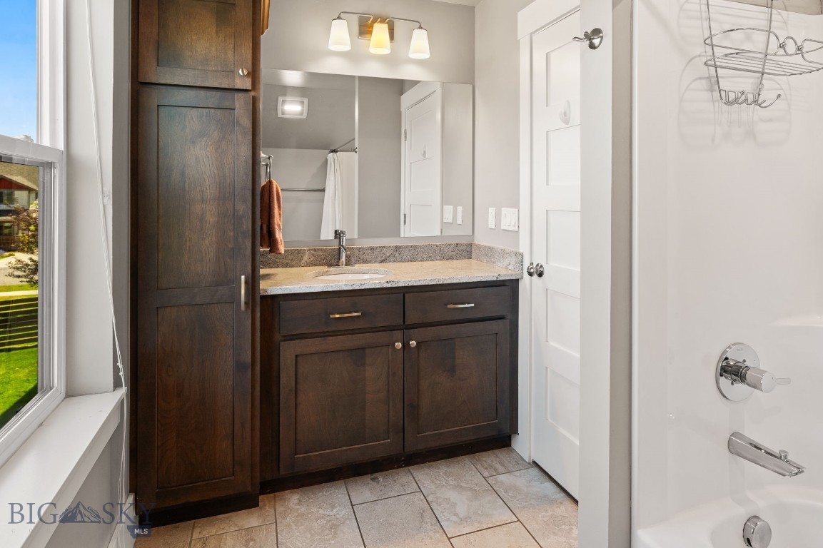 3139 Blackbird Drive