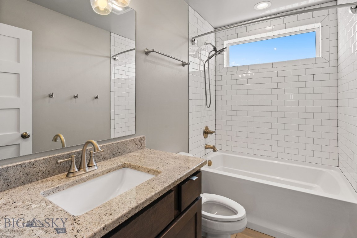 3139 Blackbird Drive