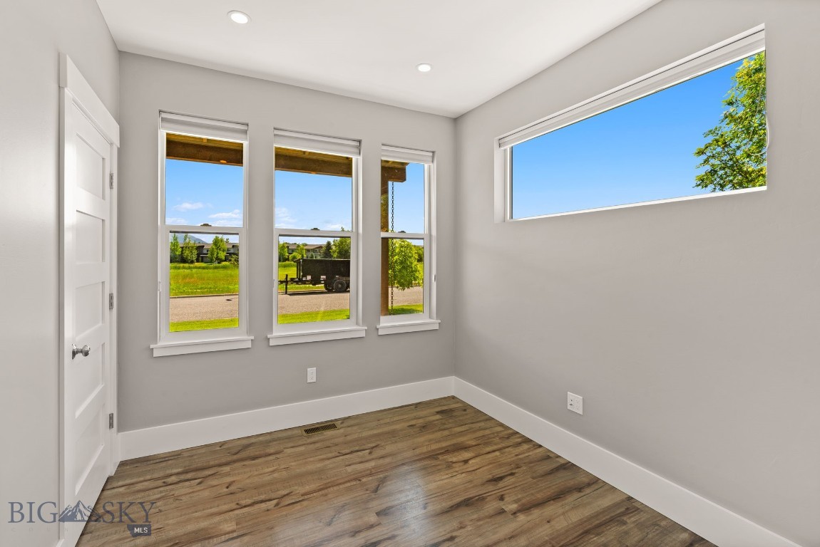 3139 Blackbird Drive