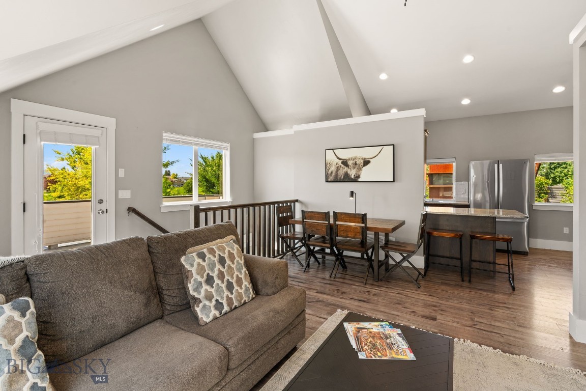 3139 Blackbird Drive