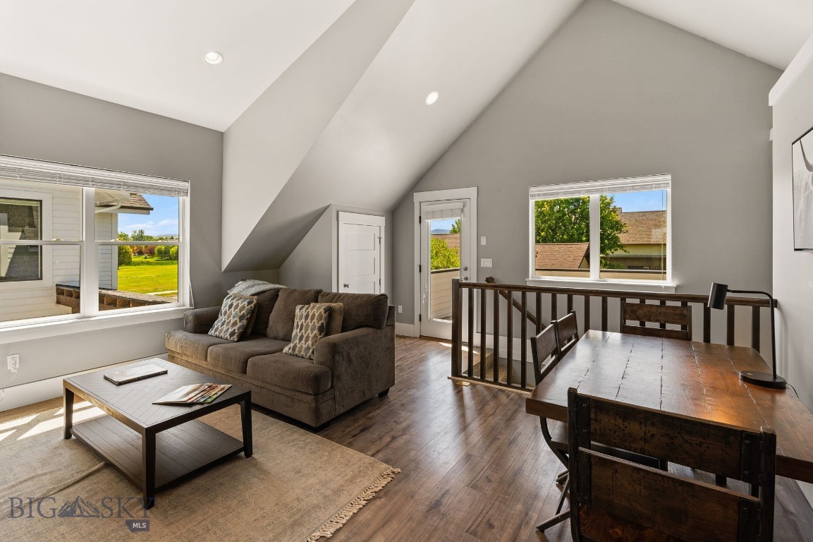 3139 Blackbird Drive