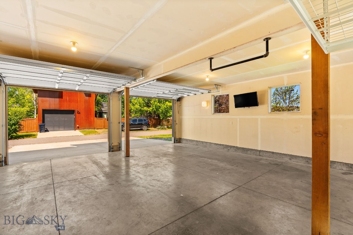 3139 Blackbird Drive