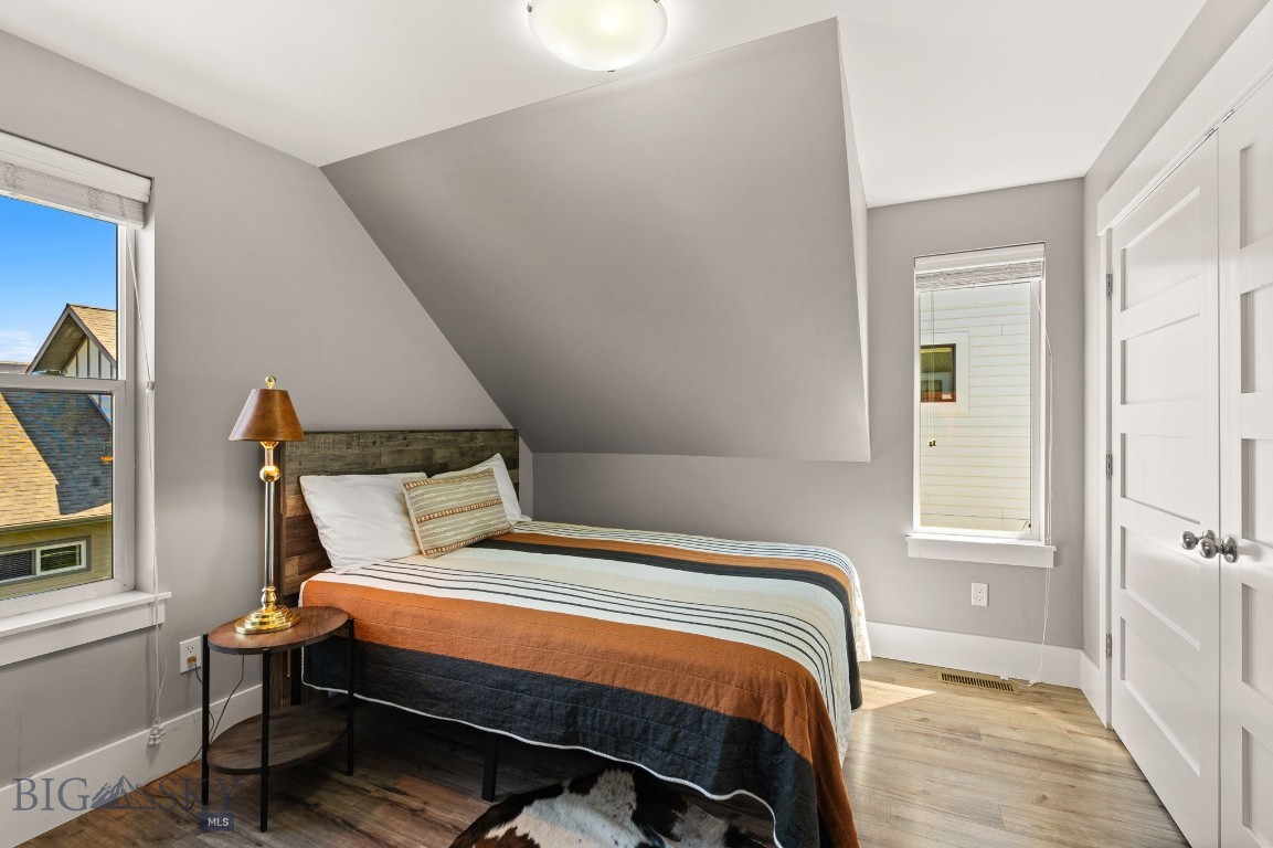 3139 Blackbird Drive