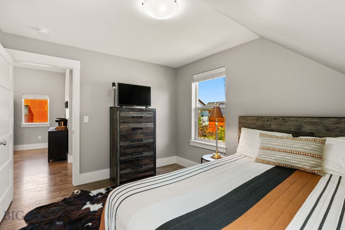 3139 Blackbird Drive