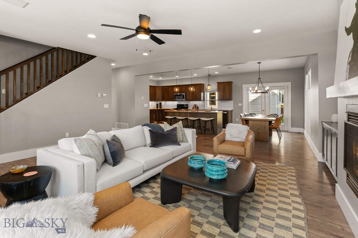 3139 Blackbird Drive