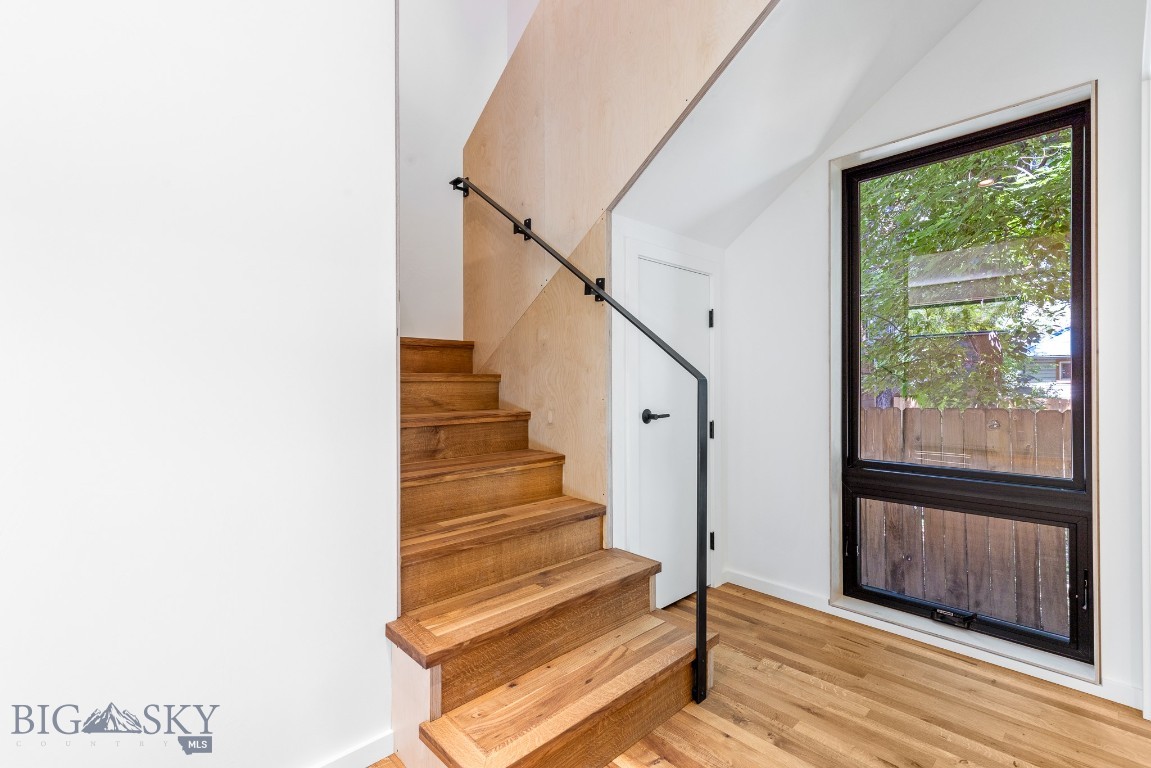 715 N Montana