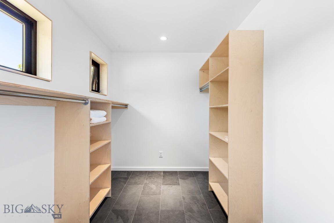 715 N Montana