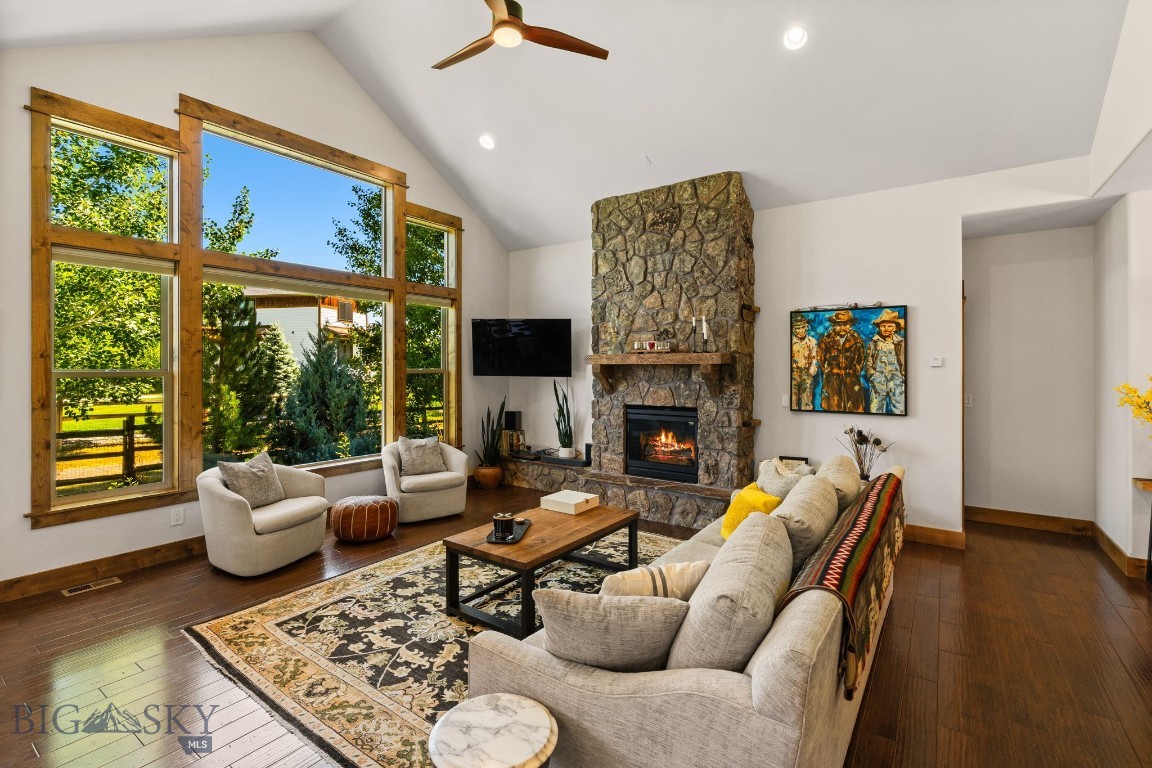 2452 Creekwood Drive