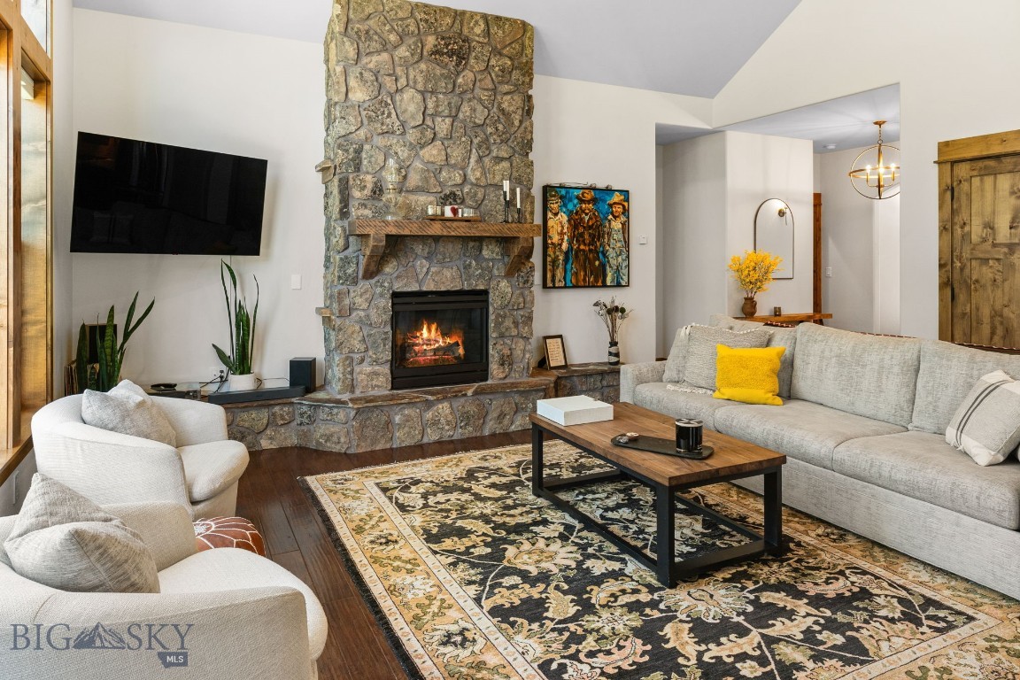 2452 Creekwood Drive