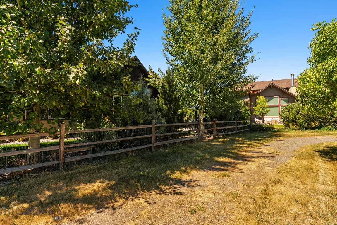 2452 Creekwood Drive