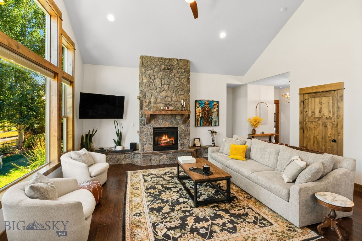 2452 Creekwood Drive