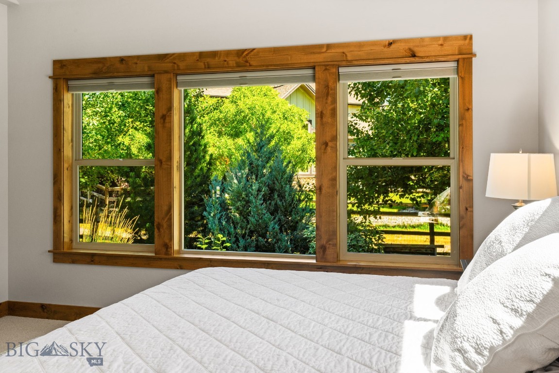 2452 Creekwood Drive