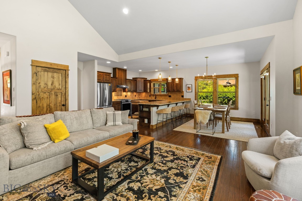 2452 Creekwood Drive